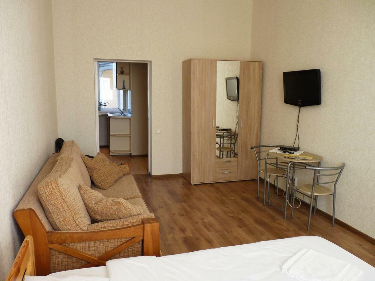 Ferienwohnung Viesu Nams "Svire-10" Ventspils Exterior foto